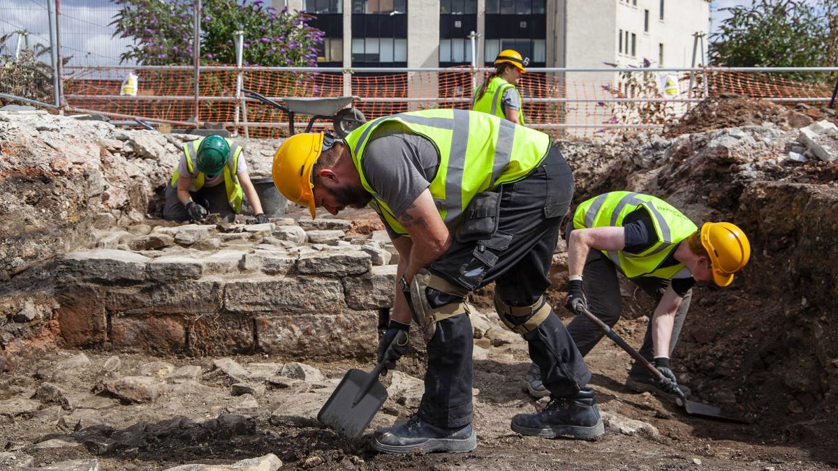 Excavations To Uncover Sheffield Castle Begin - The Birthplace Of The ...